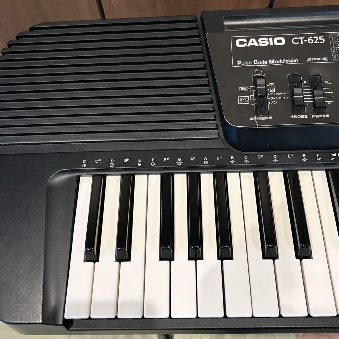 CASIO カシオ　CT-625 ピアノ　電子キーボード　スタンド付き