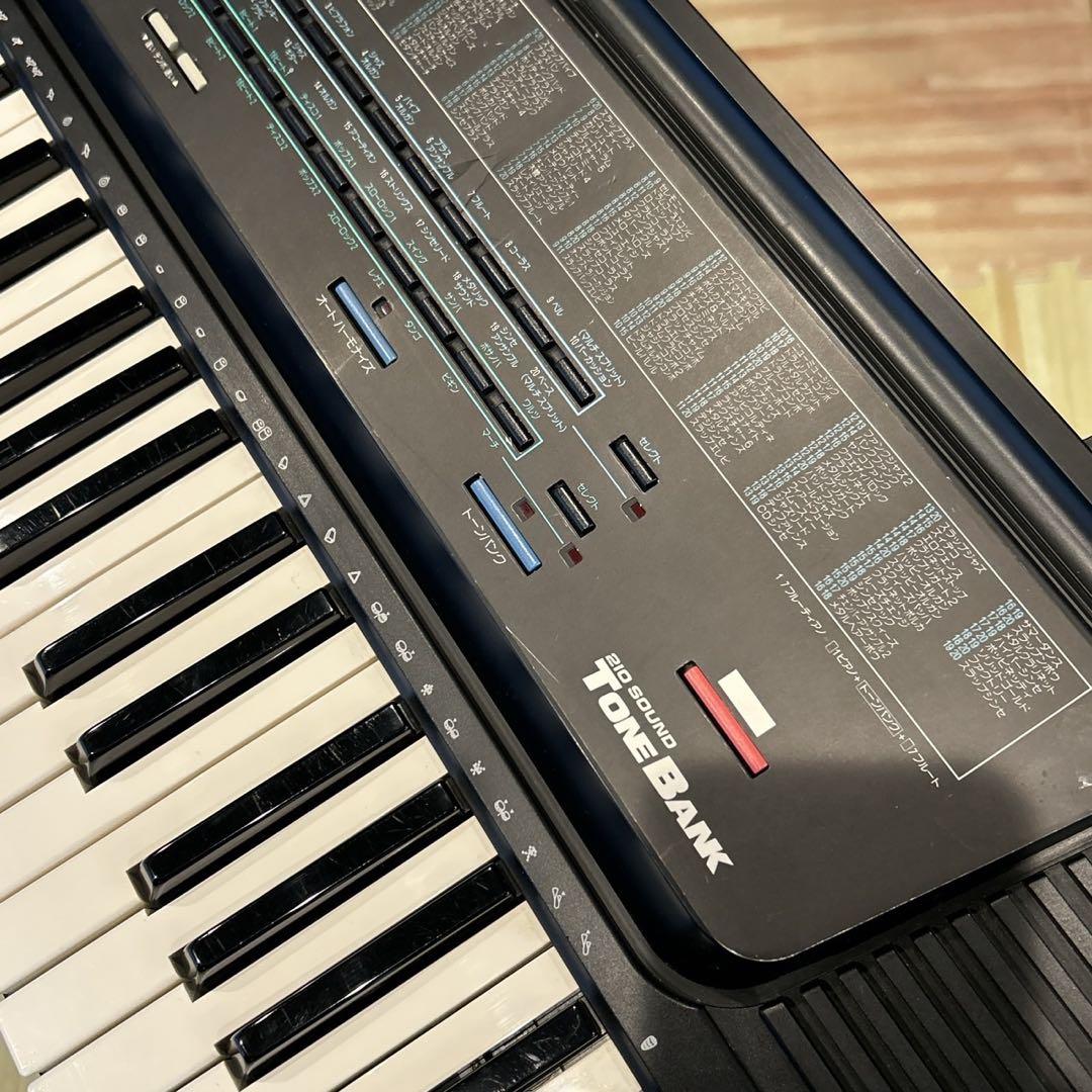 CASIO カシオ　CT-625 ピアノ　電子キーボード　スタンド付き