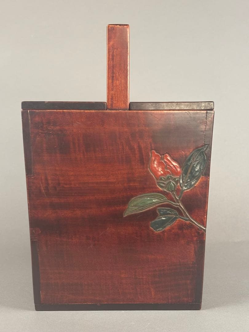 茶道具　讃岐　椿水仙圖　炭斗　在名