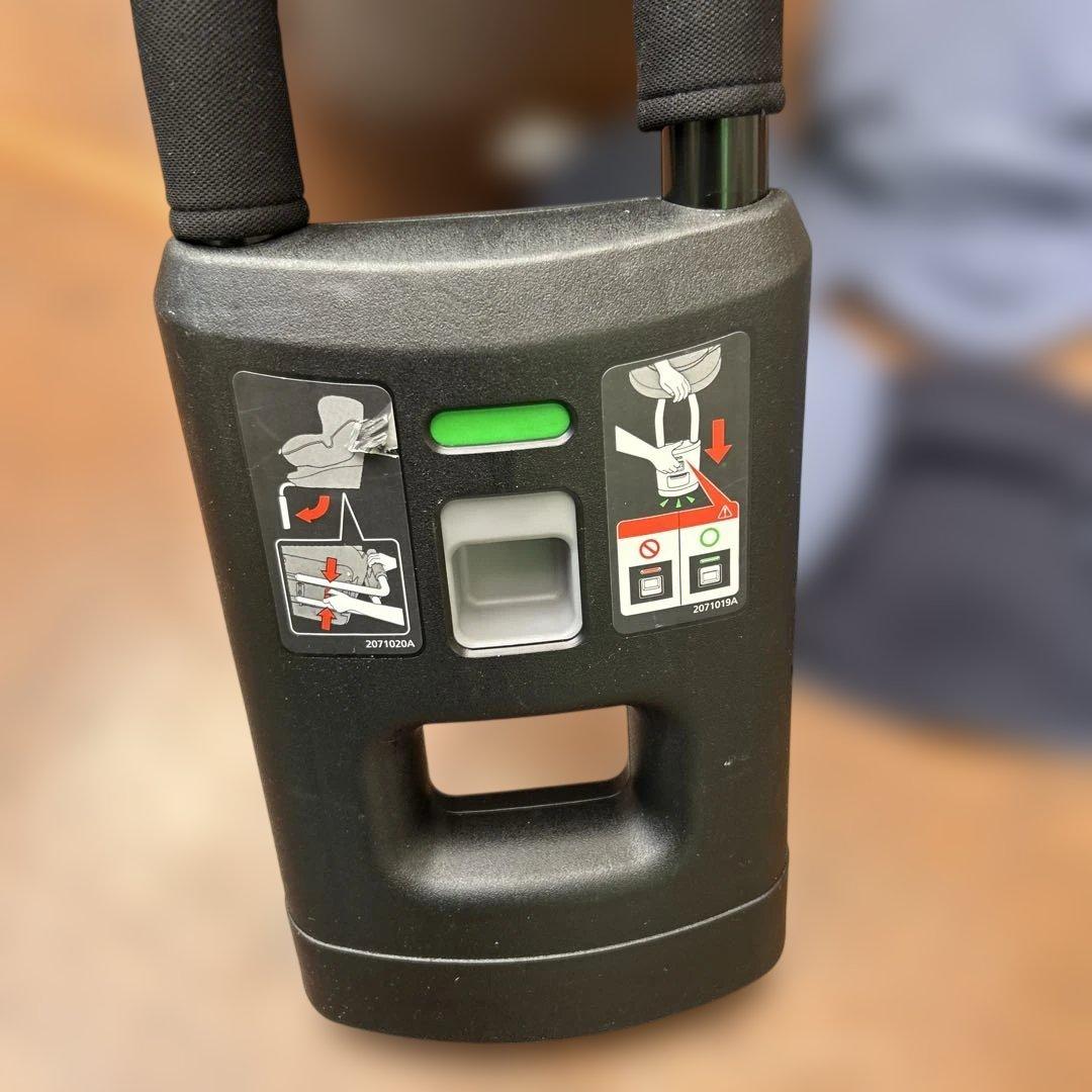 エールベベ クルット4i プレミアム BF867 ISOFIX ブルー