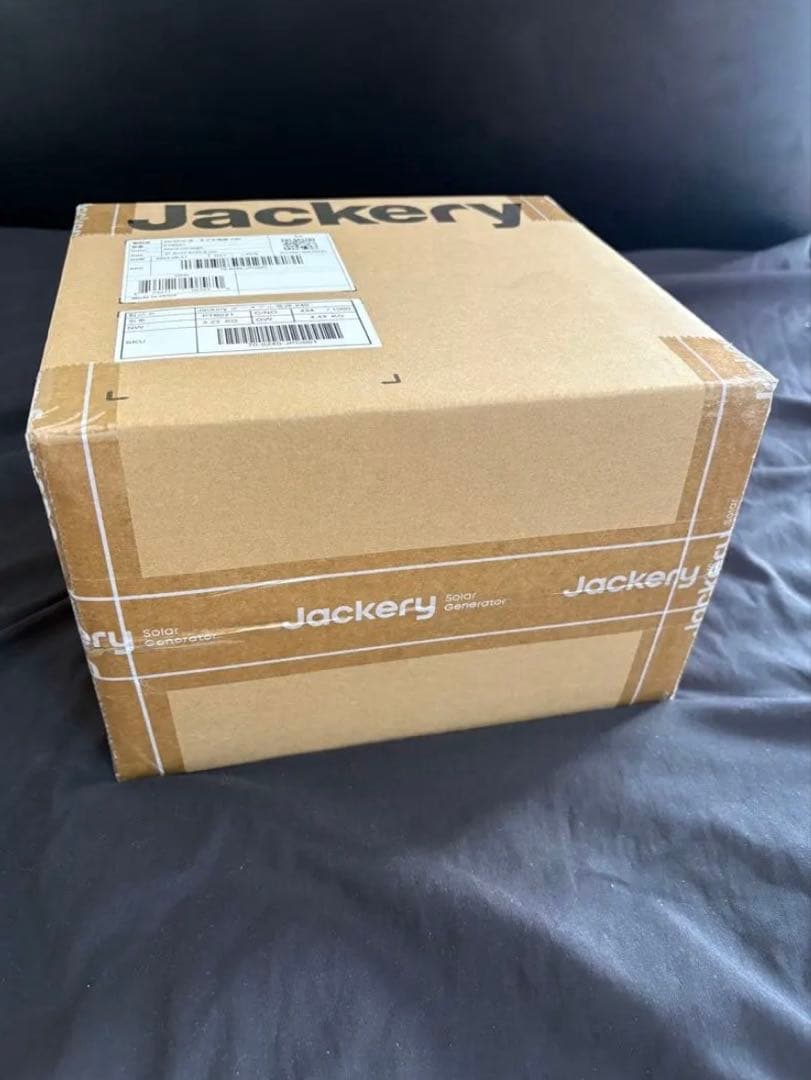 Jackeryポータブル電源、ソーラー発電対応