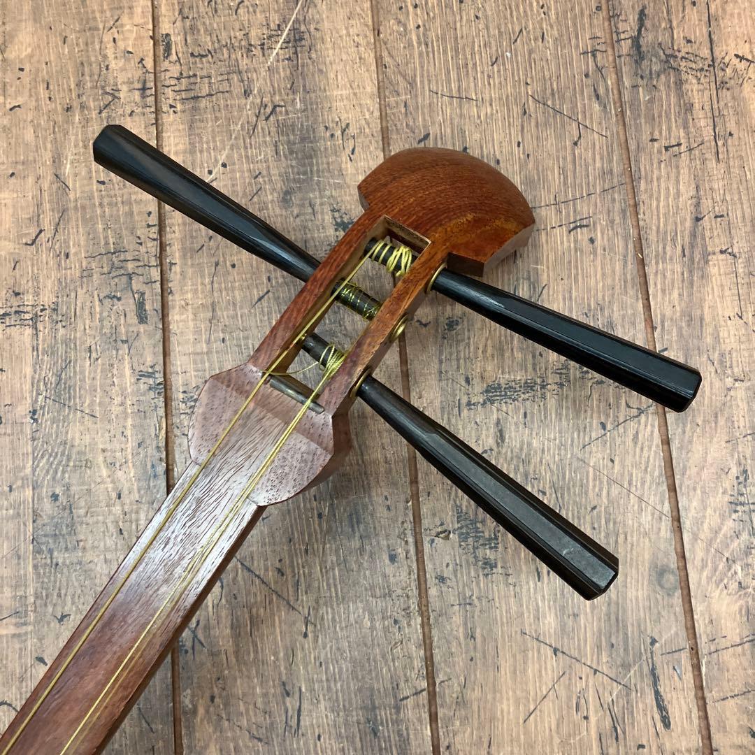 昭和レトロ 三味線 丸打胴 中棹 花梨 民謡 地唄 弦楽器 和楽器 ハードケース