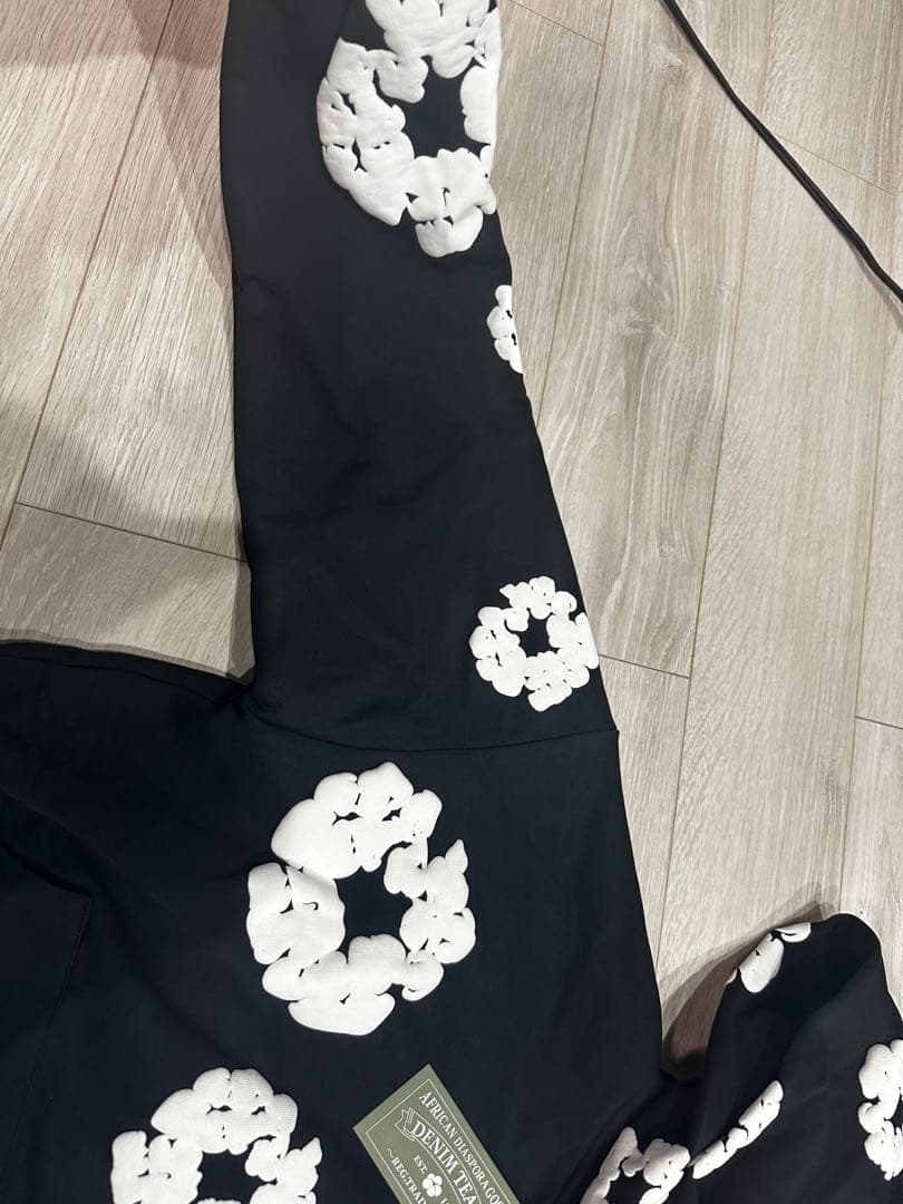 デニムティアーズパーカー　たこす