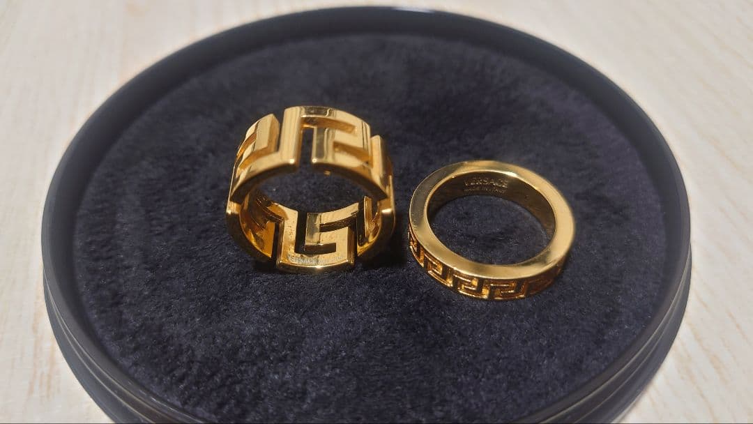 VERSACE　グレカリング　2個セット　19号
