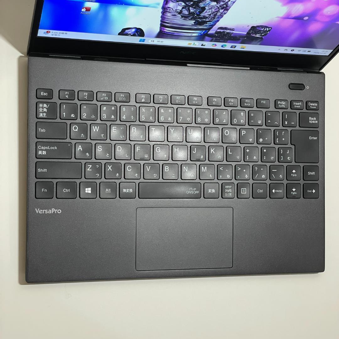 第10世代 i7 NEC メモリ16GB ノートPC 軽量薄型 バッテリー◎