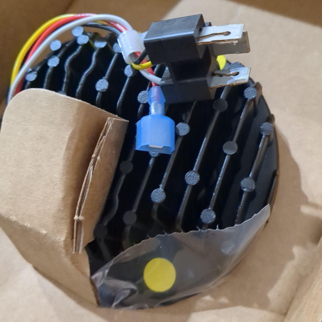 新品　ハーレー　純正　LED ヘッドライト