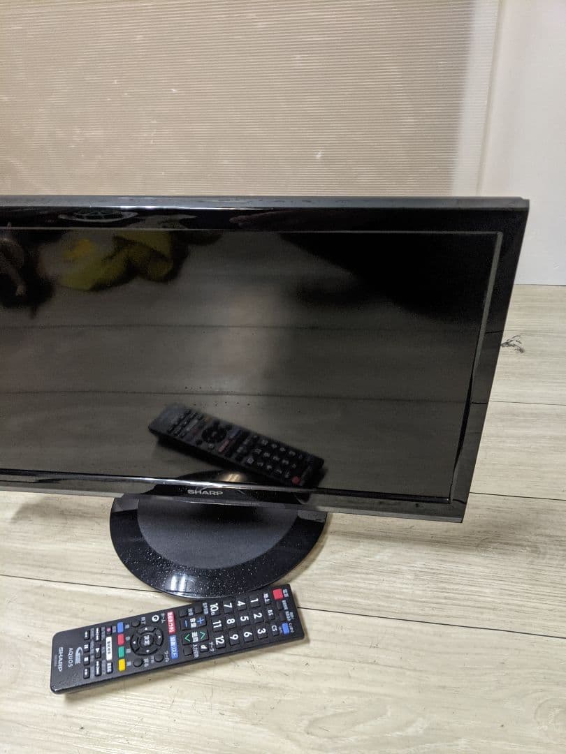 シャープ 19V型 液晶 テレビ AQUOS LC-19P5-B ハイビジョン