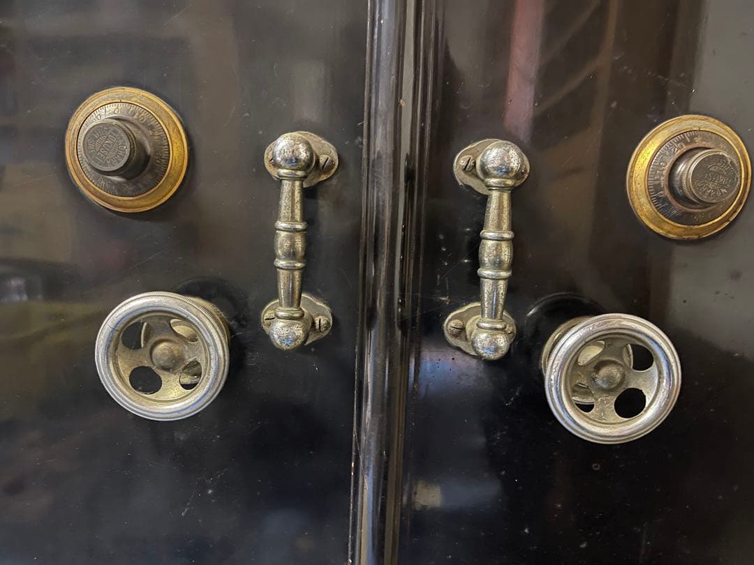 レトロアンティークヴィンテージ大型金庫