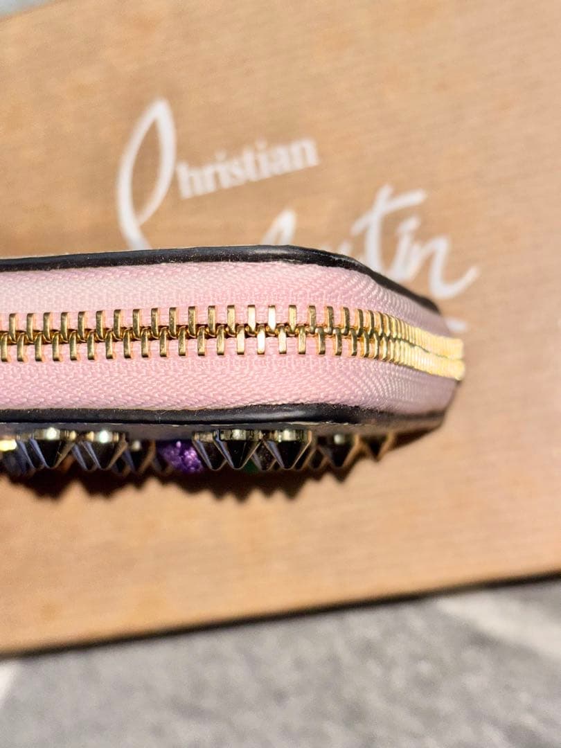 Christian Louboutin クリスチャンルブタン ケース