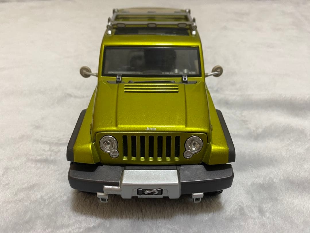 ミニカー Maisto Jeep Rescue Concept 1/18