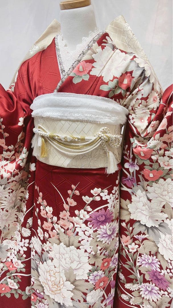 赤い花柄の振袖 振袖 成人式　振袖7点セット　振袖フルセット