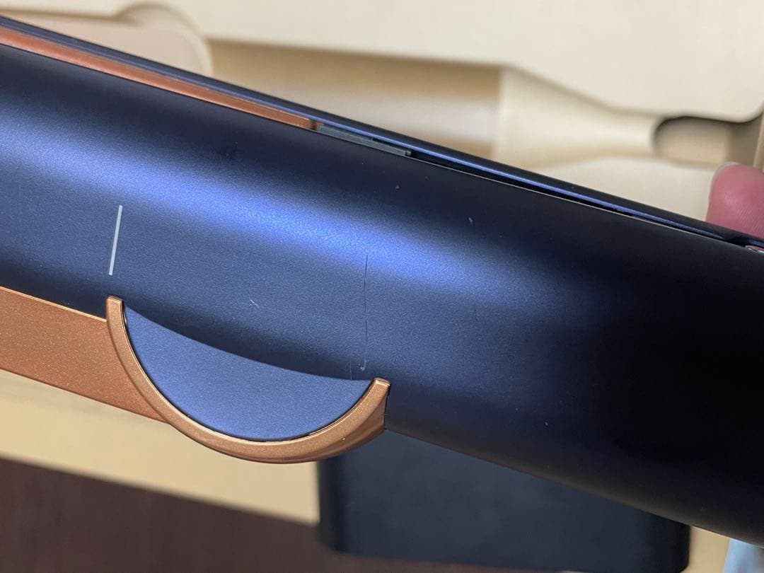 Dyson Airstrait ストレイトナー HT01 ドライヤー　アイロン