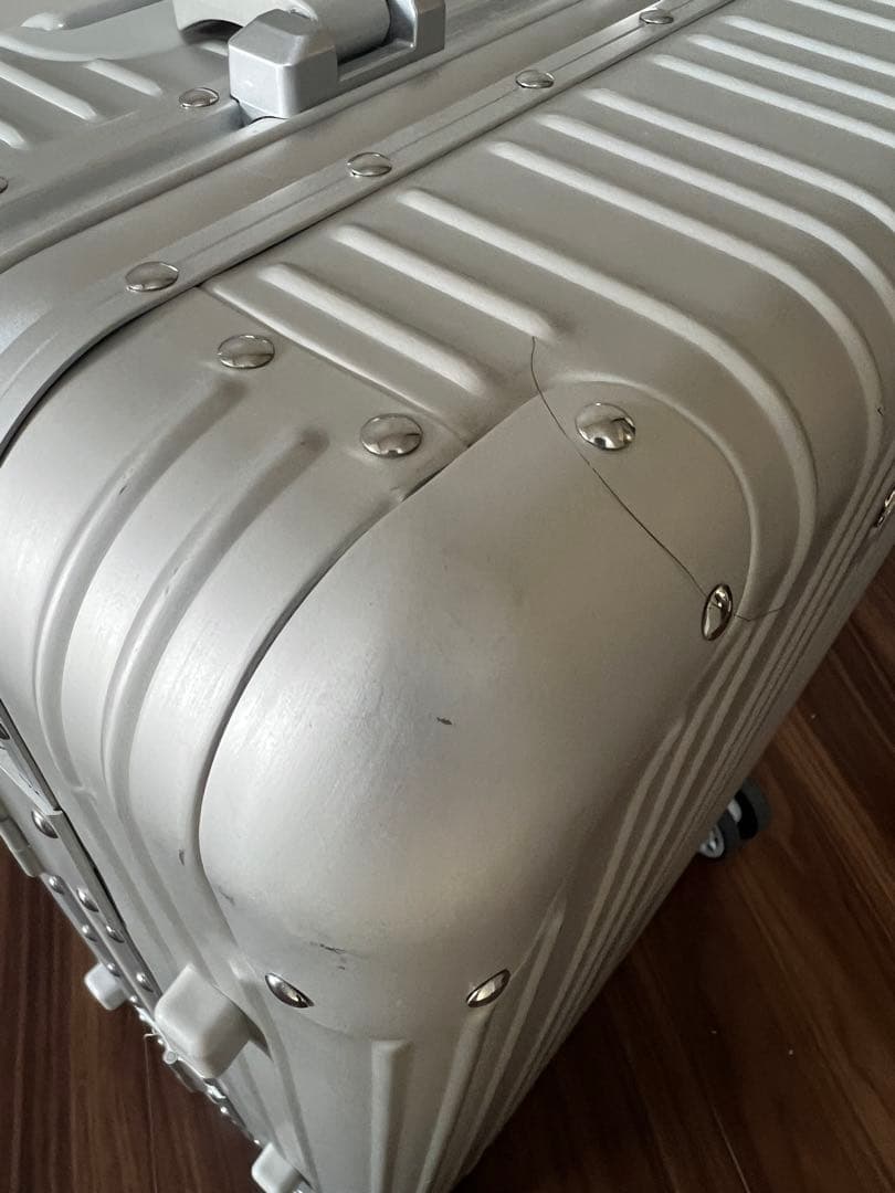 【のり】メルセデス・ベンツ 32L 機内持ち込み 4輪 TSAロック