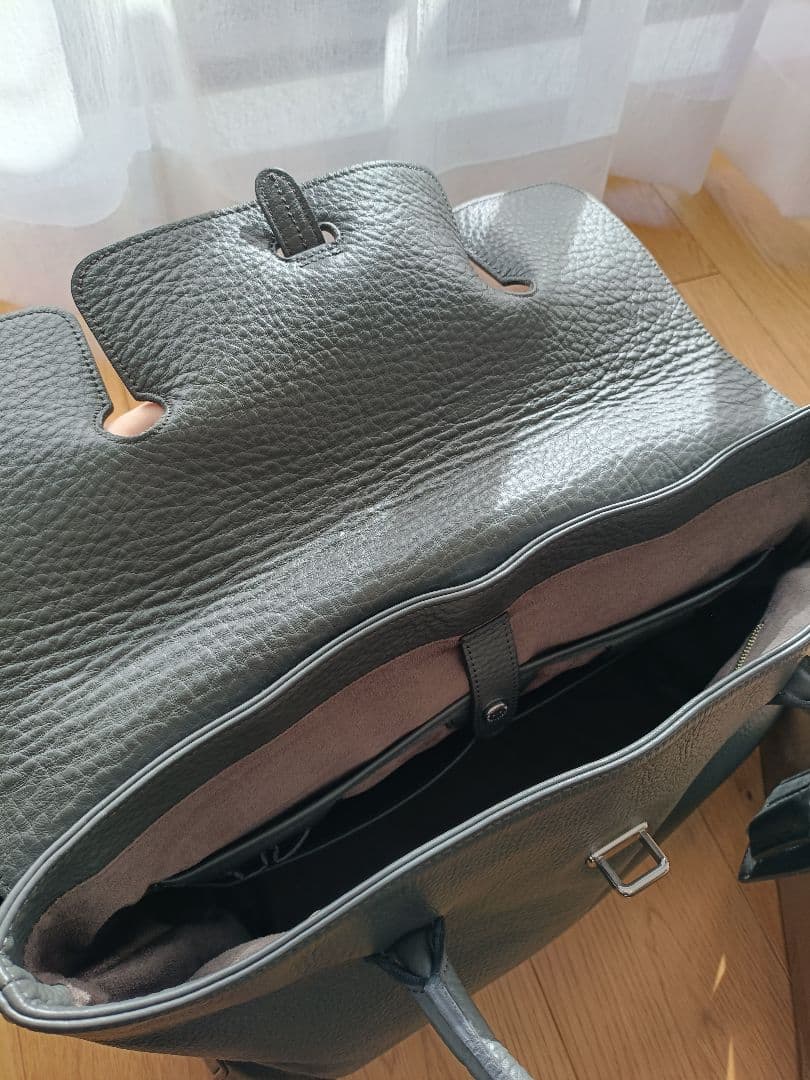 ペッレモルビダ シボ革 レザートートバッグ