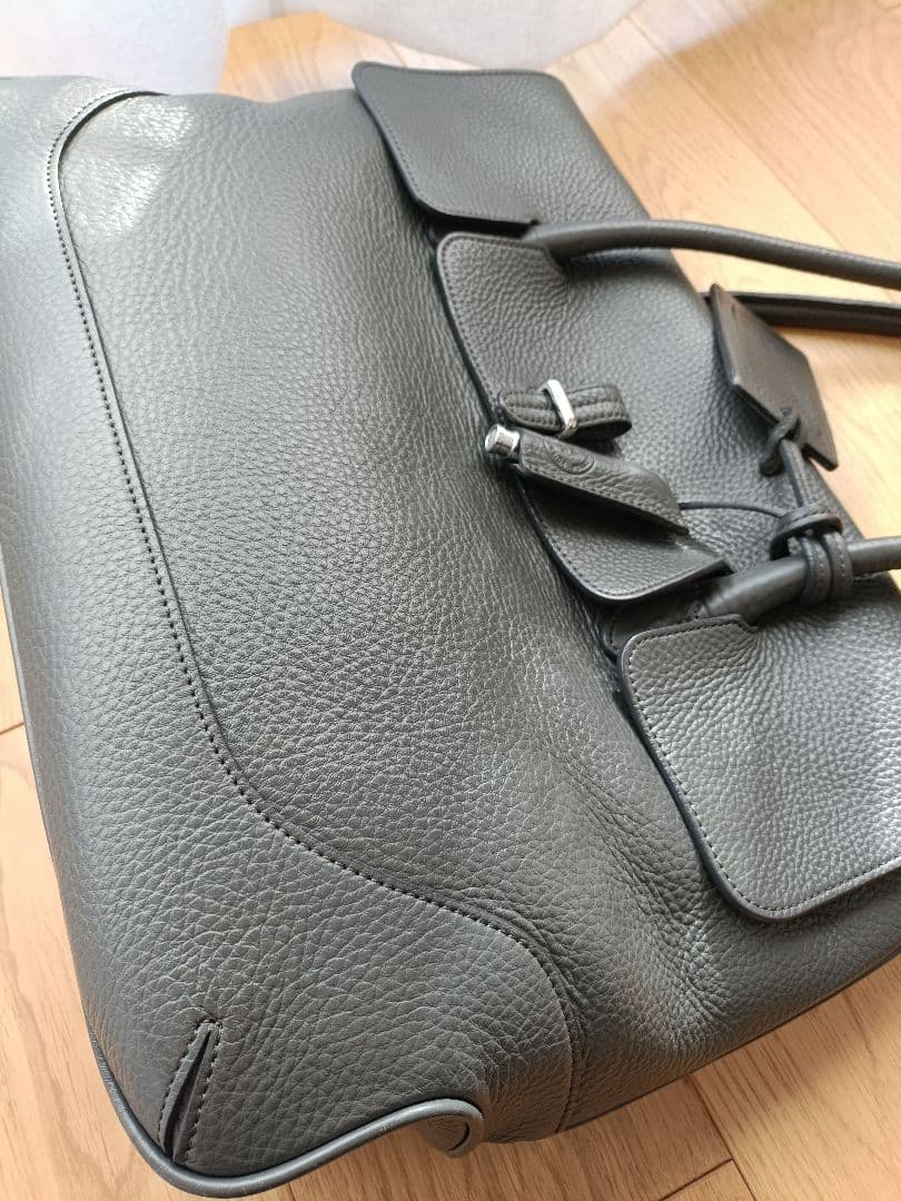 ペッレモルビダ シボ革 レザートートバッグ