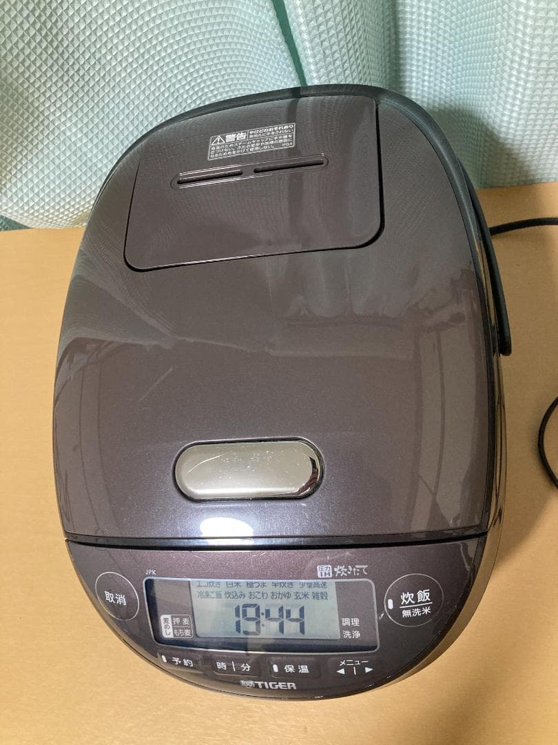 ★★★TIGER 圧力　IH 炊飯ジャー　JPK-B100 ブラウン　5.5合