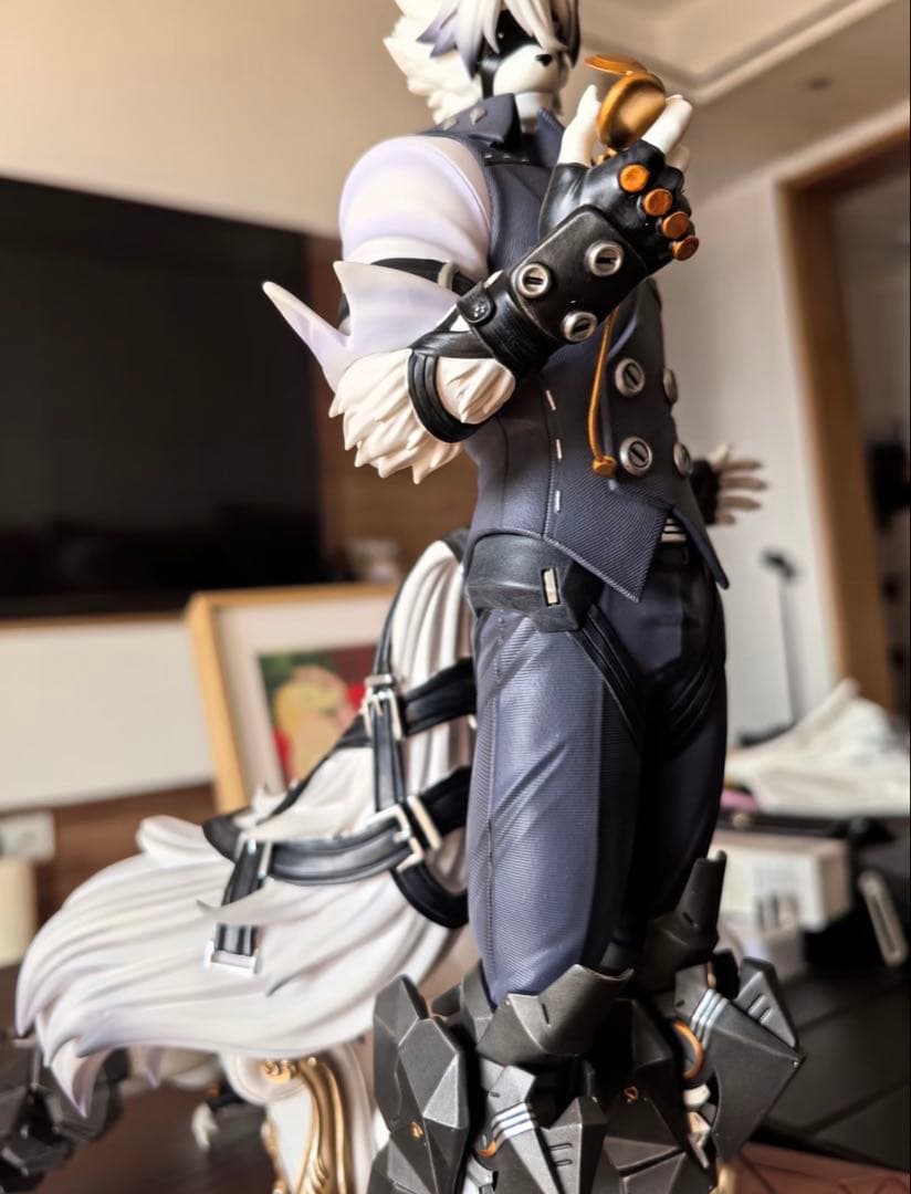 ゼンレスゾーンゼロフォン・ライカンLingzeフィギュアガレージキットスタチュー