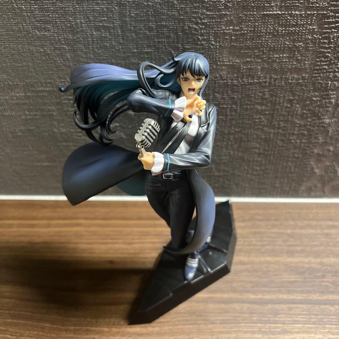 Ado ×Oda フィギュア