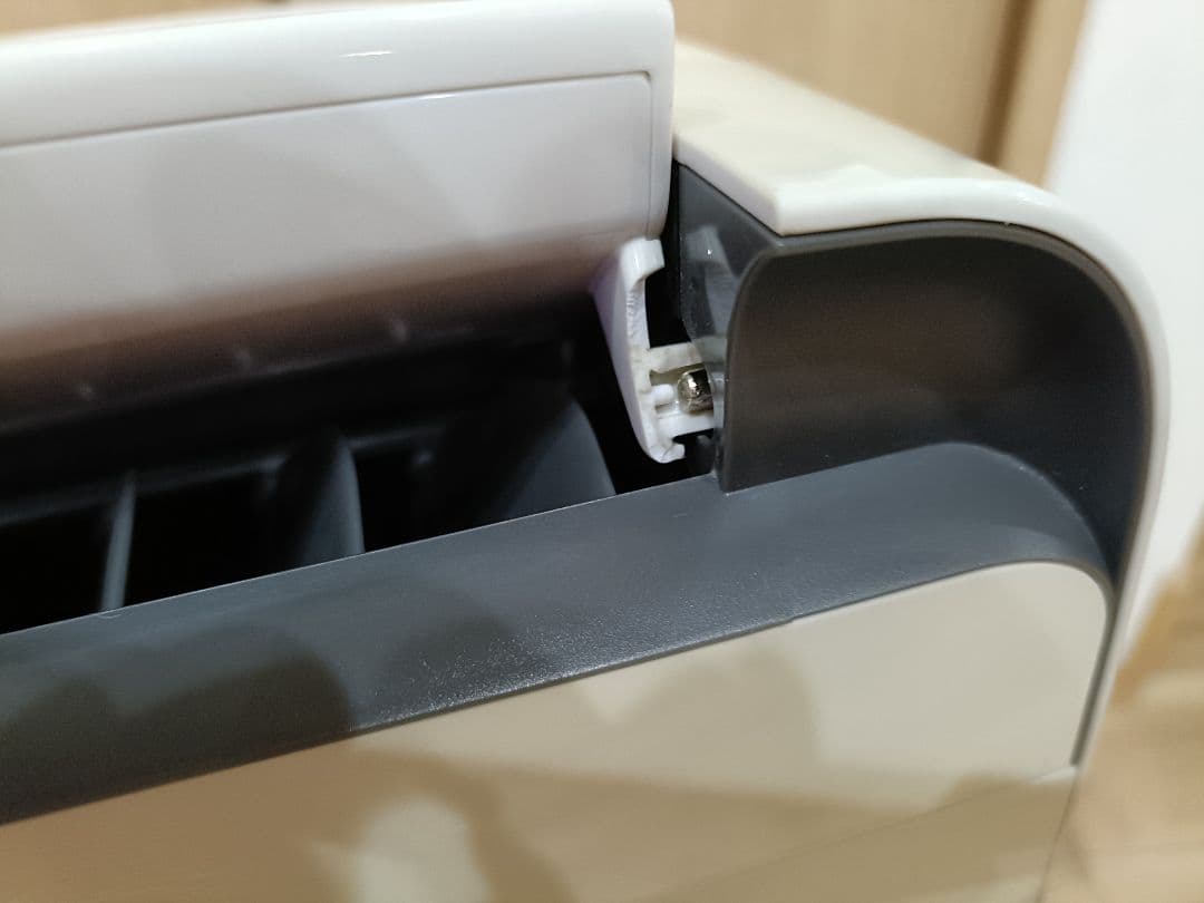 シャープ 30畳 プラズマクラスター 衣類乾燥除湿器 CV-L120-W 21年