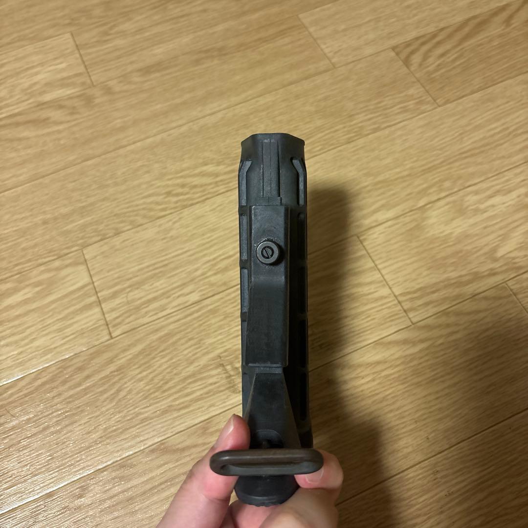 実物　米軍放出品　Colt M4 ストック　B04