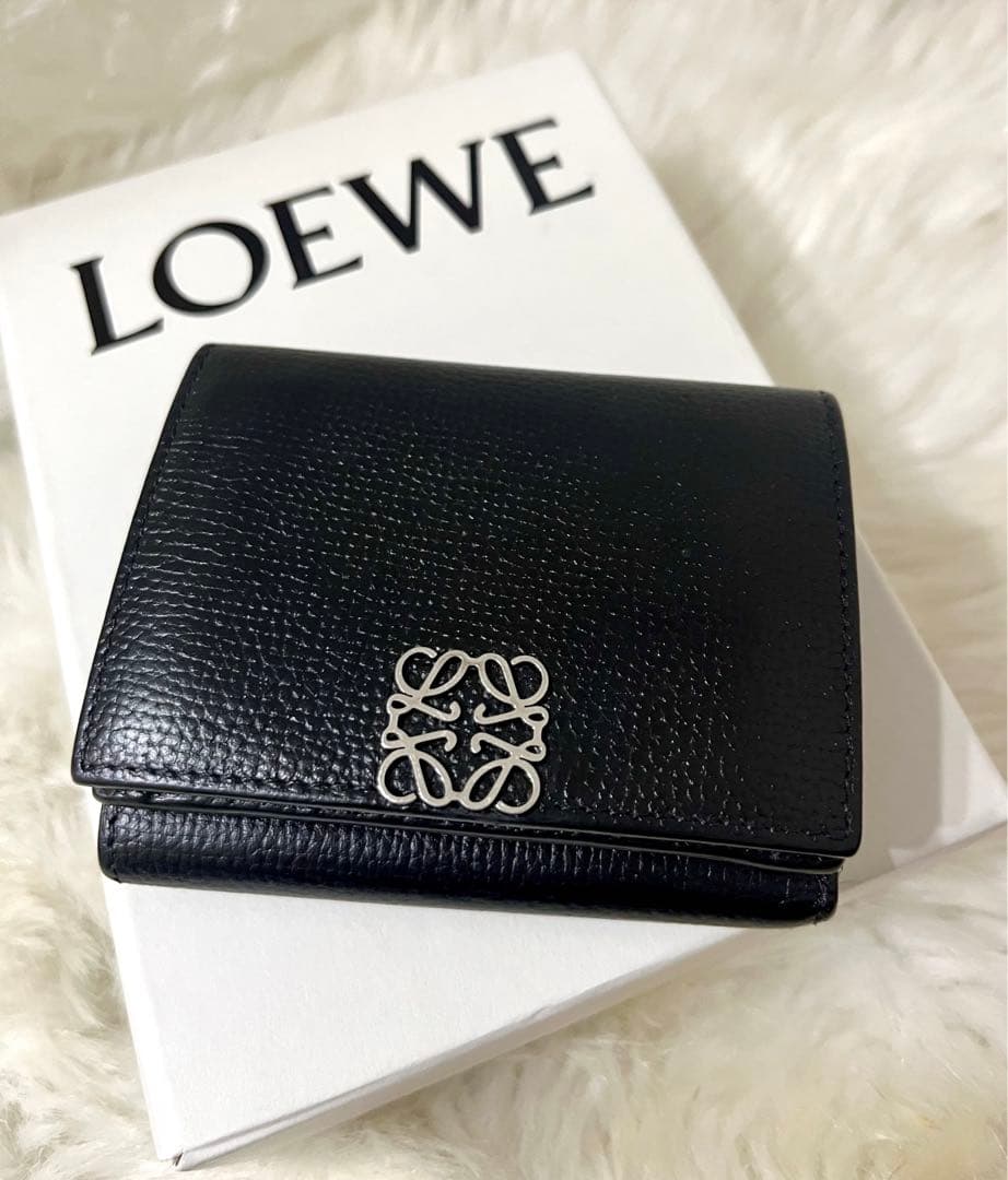 【極上美品】LOEWE ロエベ トライフォールド 三つ折り財布 箱・巾着付き