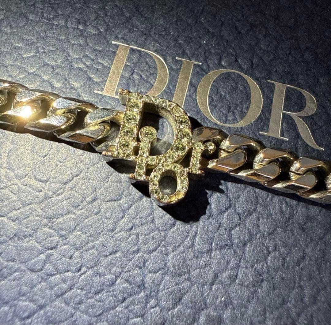 Dior チェーンブレスレット クリスタル付き