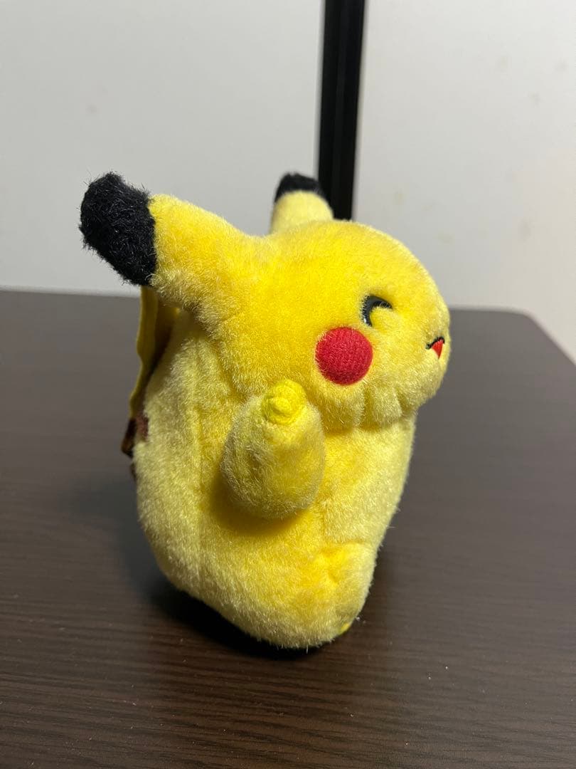 ポケモン ピカチュウ バンザイぬいぐるみ にっこり 初期 TOMY タカラトミー