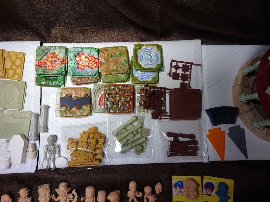 幽遊白書 森永 チョコスナック 人形 ジオラマ 3段別種 ほか大量セット