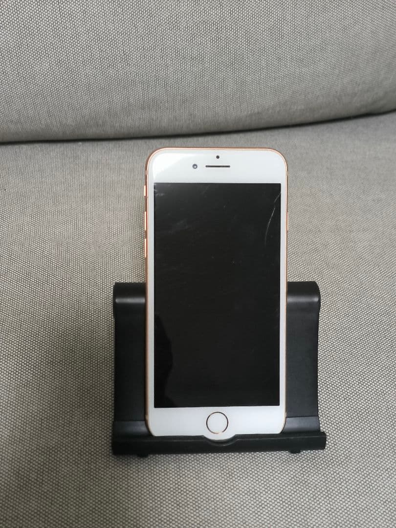 Apple iPhone 8 ゴールド
