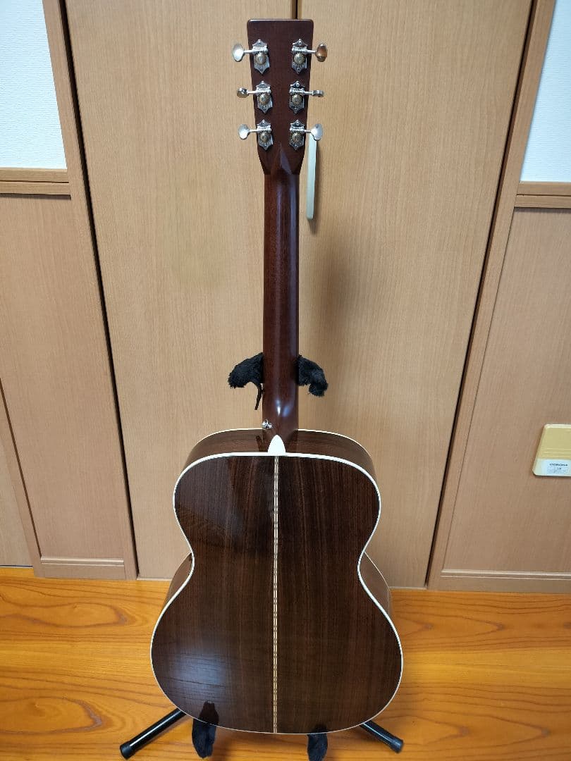 緊急☆売切価格☆　MartinOM-28 2019年製