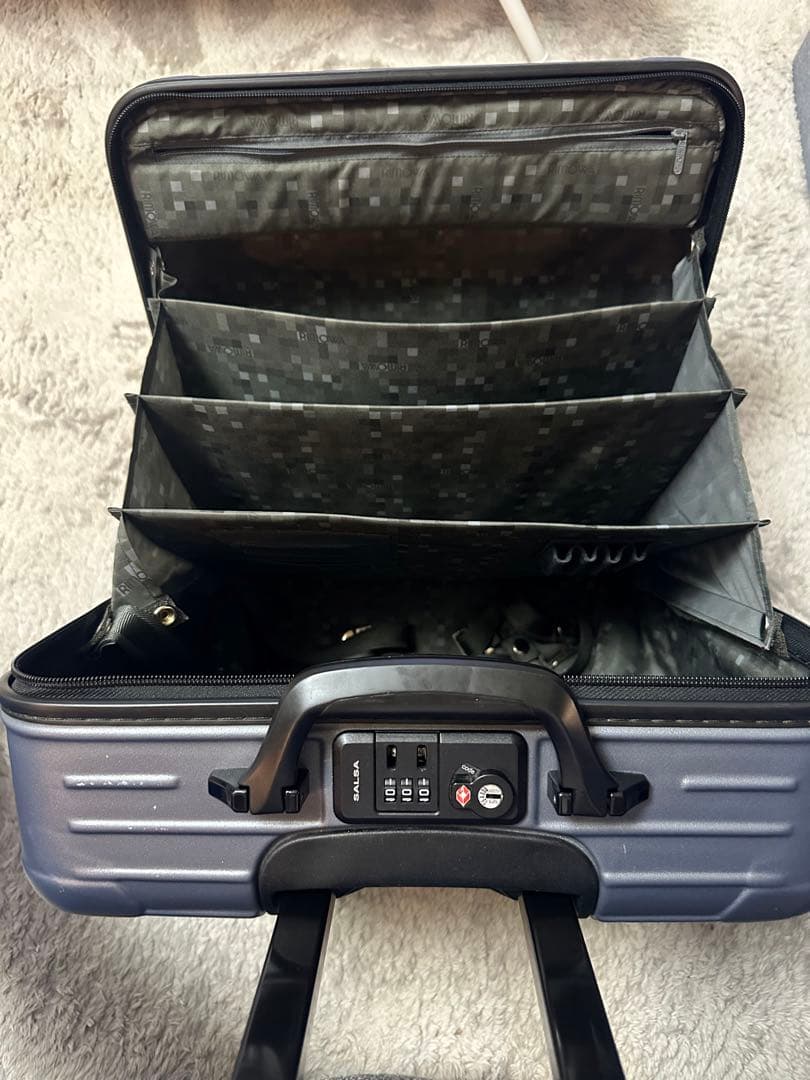 リモワサルサビジネストローリー23L