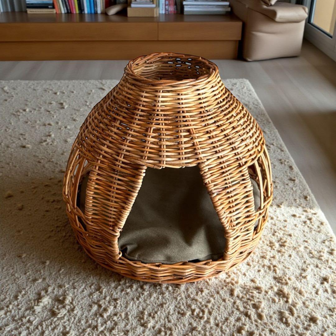 天然皮付き等籐アラログ　猫ちぐら　猫のおうち　キャットハウス　ベットハウス