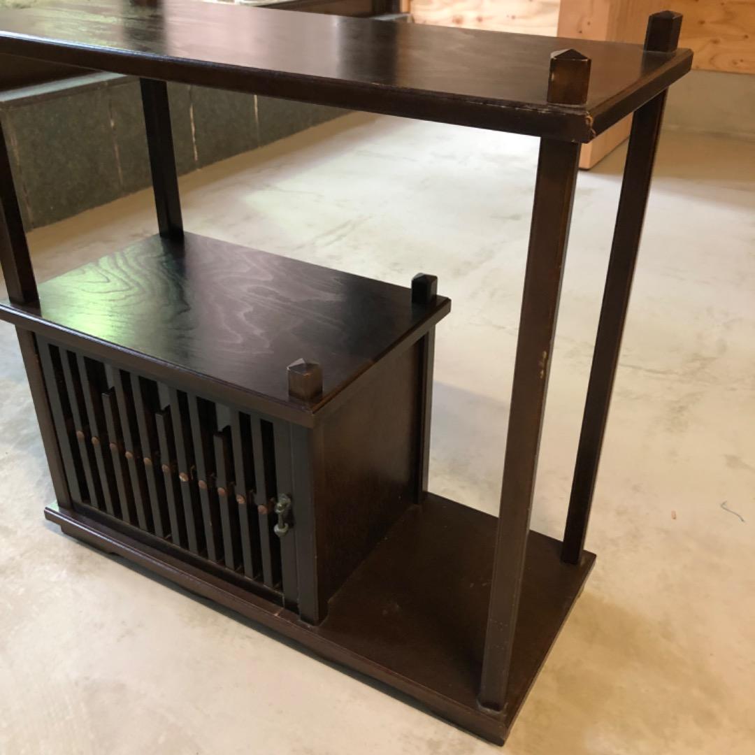 【昭和アンティーク】　戸棚　ガラス戸　飾り棚　ディスプレイ　昭和　和家具　木製