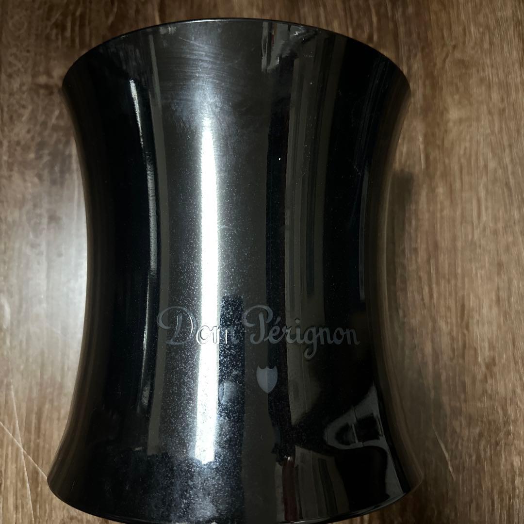 ドン・ペリニヨン シャンパン 緑色ラベルルミナス2本ペールつき