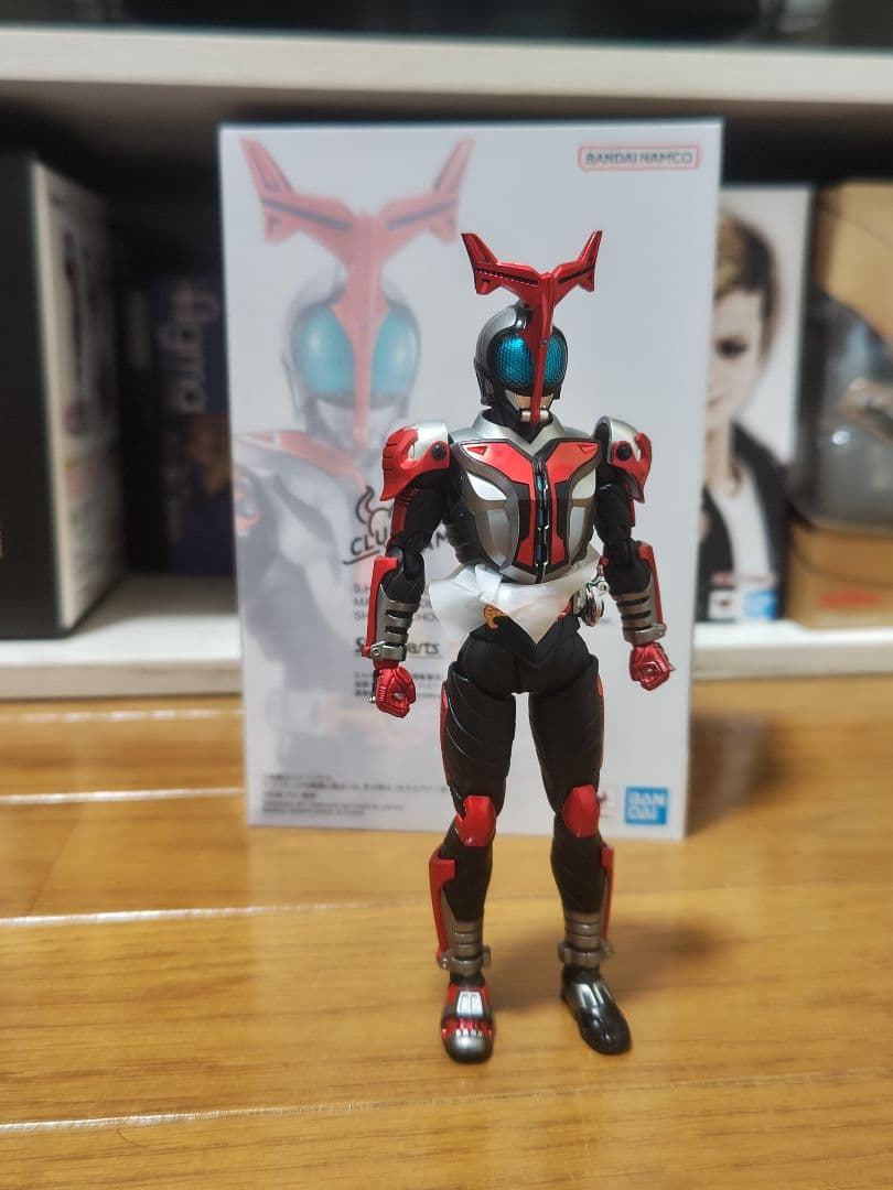 サ*ー様 正規品　真骨彫 仮面ライダーカブト ハイパーフォーム 10th