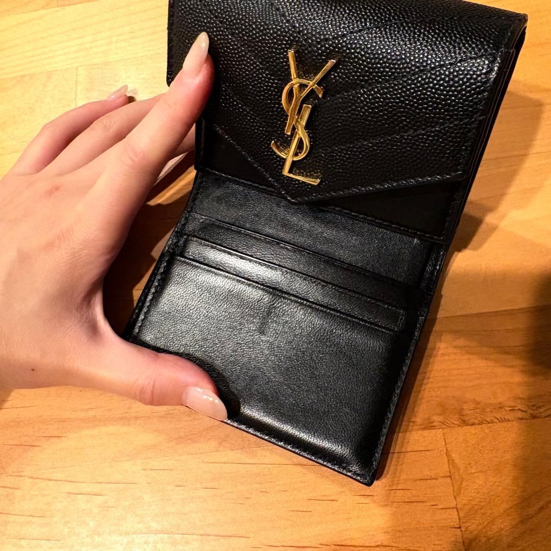 イヴサンローラン 三つ折り財布 YSL カサンドラ キャビアスキン
