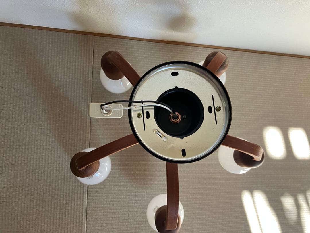 ゴ*ド様 DOMUS 木製シャンデリア C1878 ドイツ製 チーク材 ヨーロッ