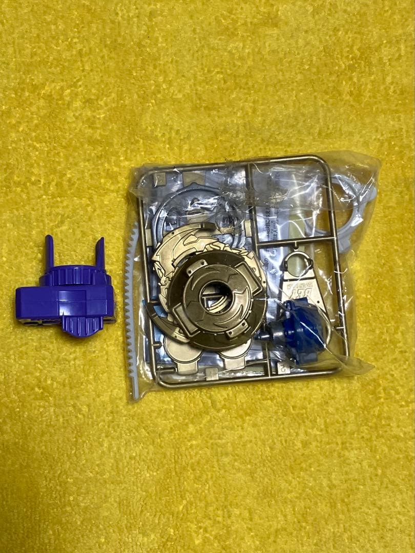 レア　爆転シュートベイブレード　ドライガーG ゴールドver 新品　未開封