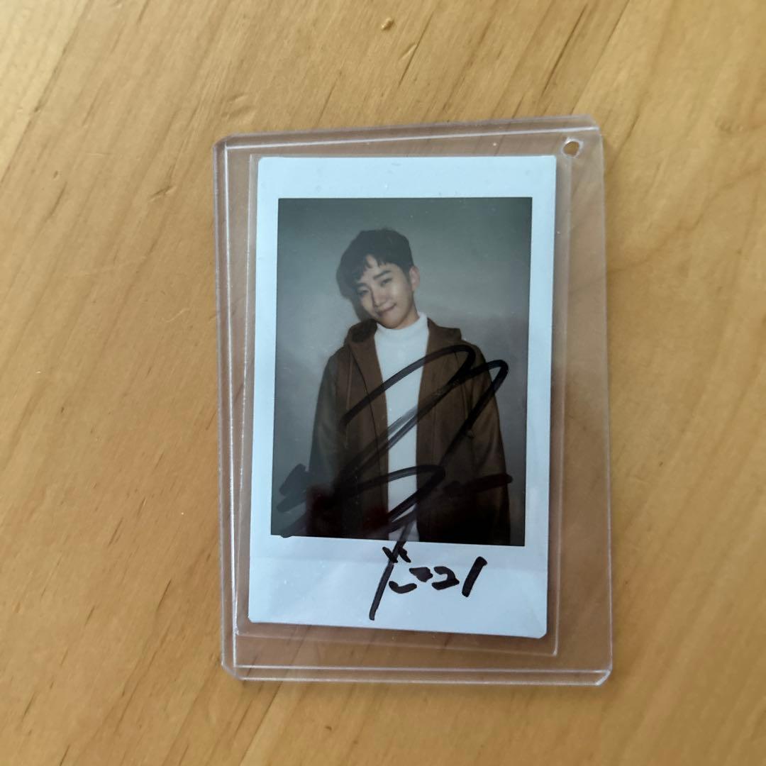 サイン入りチェキジュノ