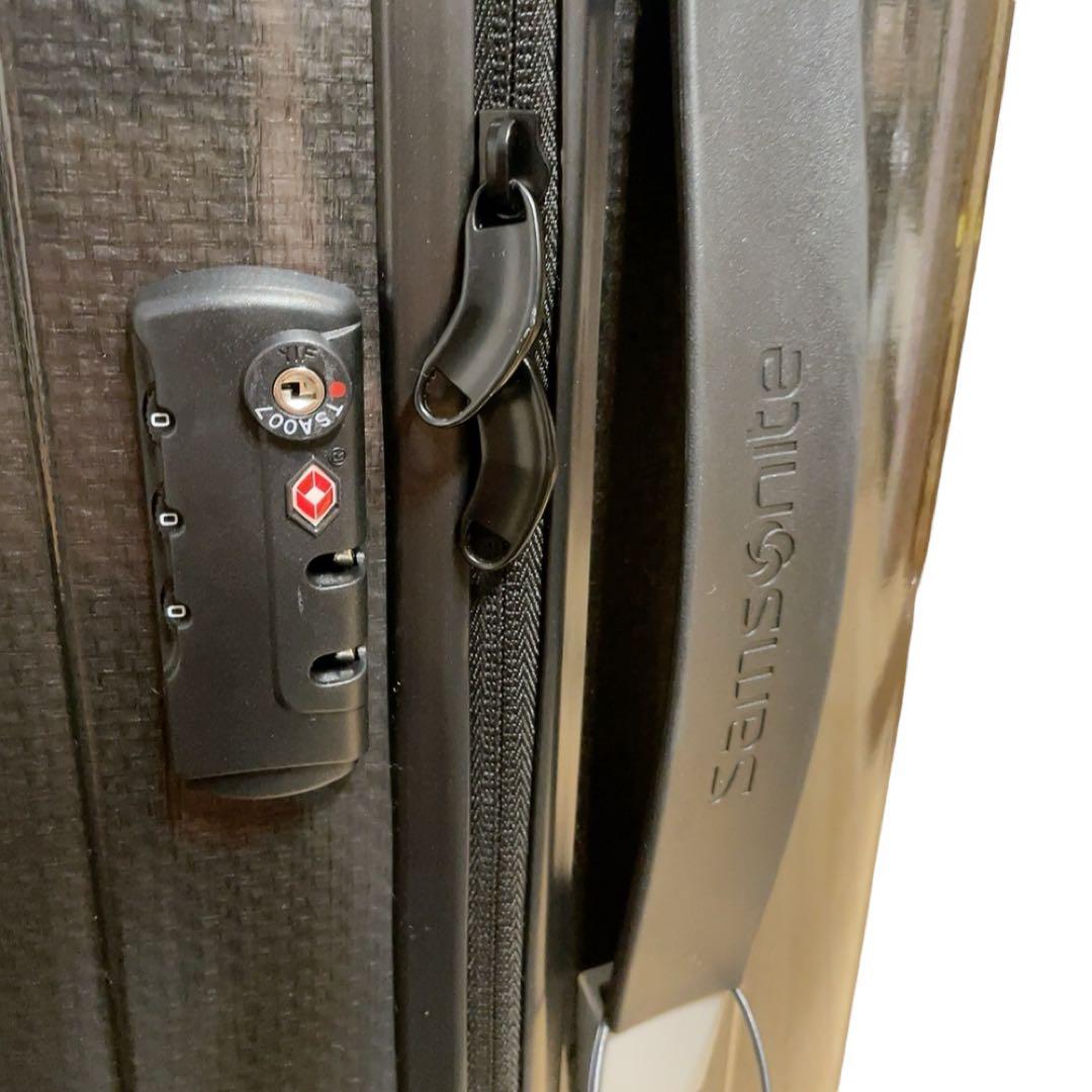 【極美品】サムソナイト　クロノライト　スピナー69 ブラック　Samsonite