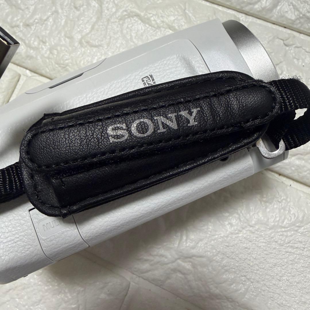 美品 SONY HANDYCAM HDR-CX670 ホワイト