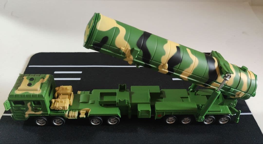希少 1/64 DF-31 中国人民解放軍ロケット軍 大陸間弾道ミサイルICBM