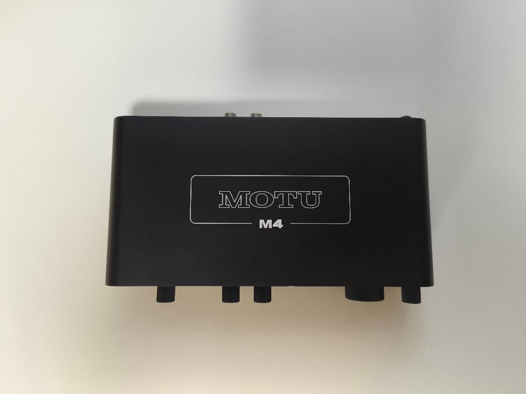 MOTU M4 本体 USBケーブル付 (オーディオインターフェース) 中古
