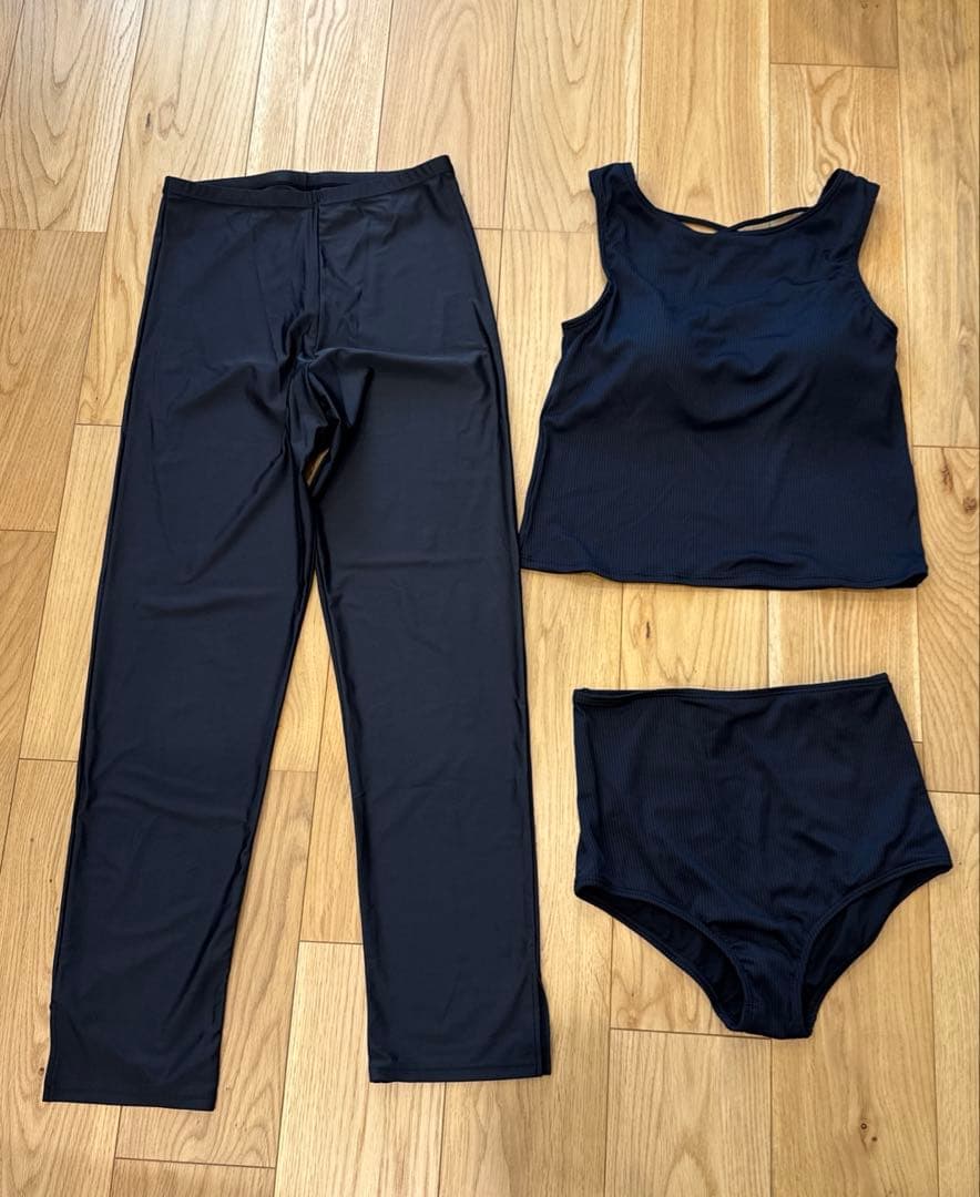 ポケット付きハーフジップラッシュパーカー＋リブタンキニ水着+レギンス5点セット