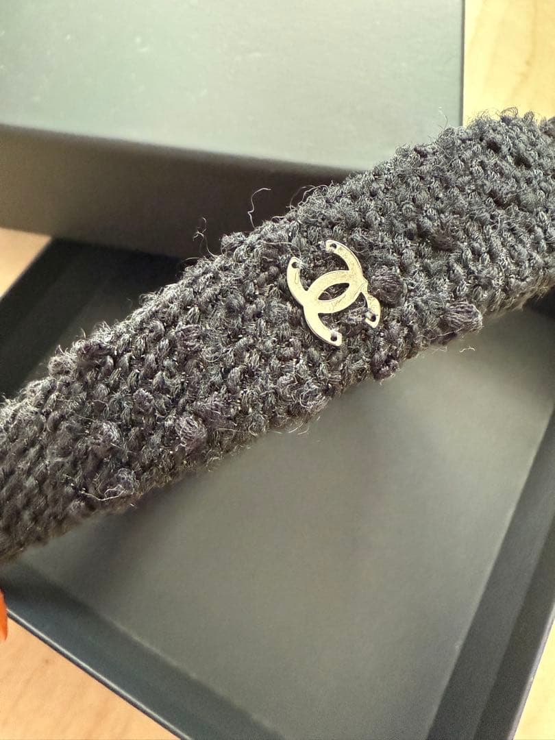 CHANEL（シャネル）ヘアバンド（カチューシャ）ツィード ブラック 新品未使用