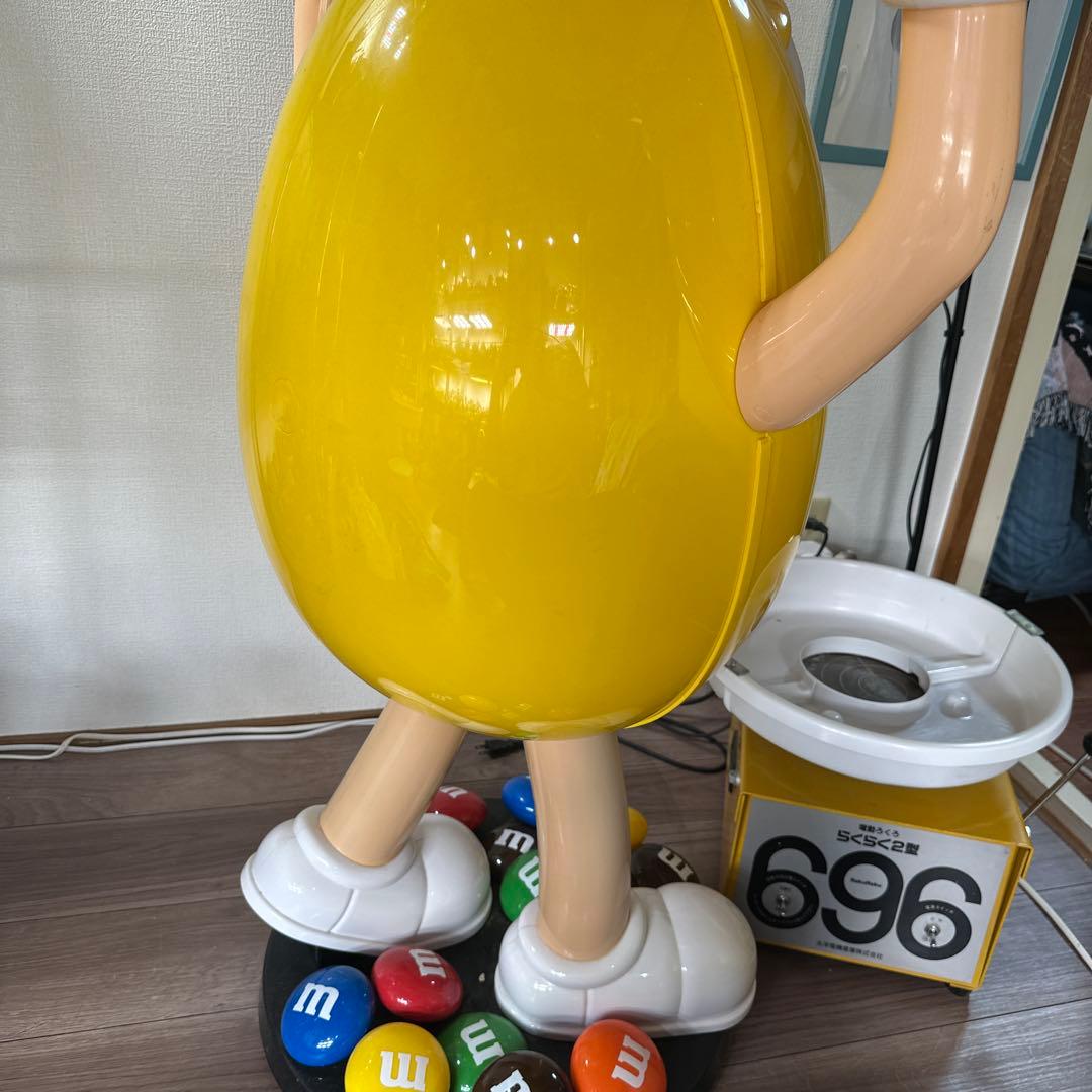 エムアンドエムズ キャラクターグッズ