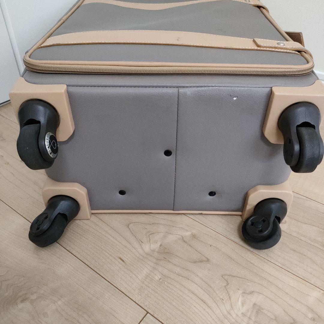 プロテカ ジーニオセンチュリーソフト グレージュ 機内持ち込み 28L