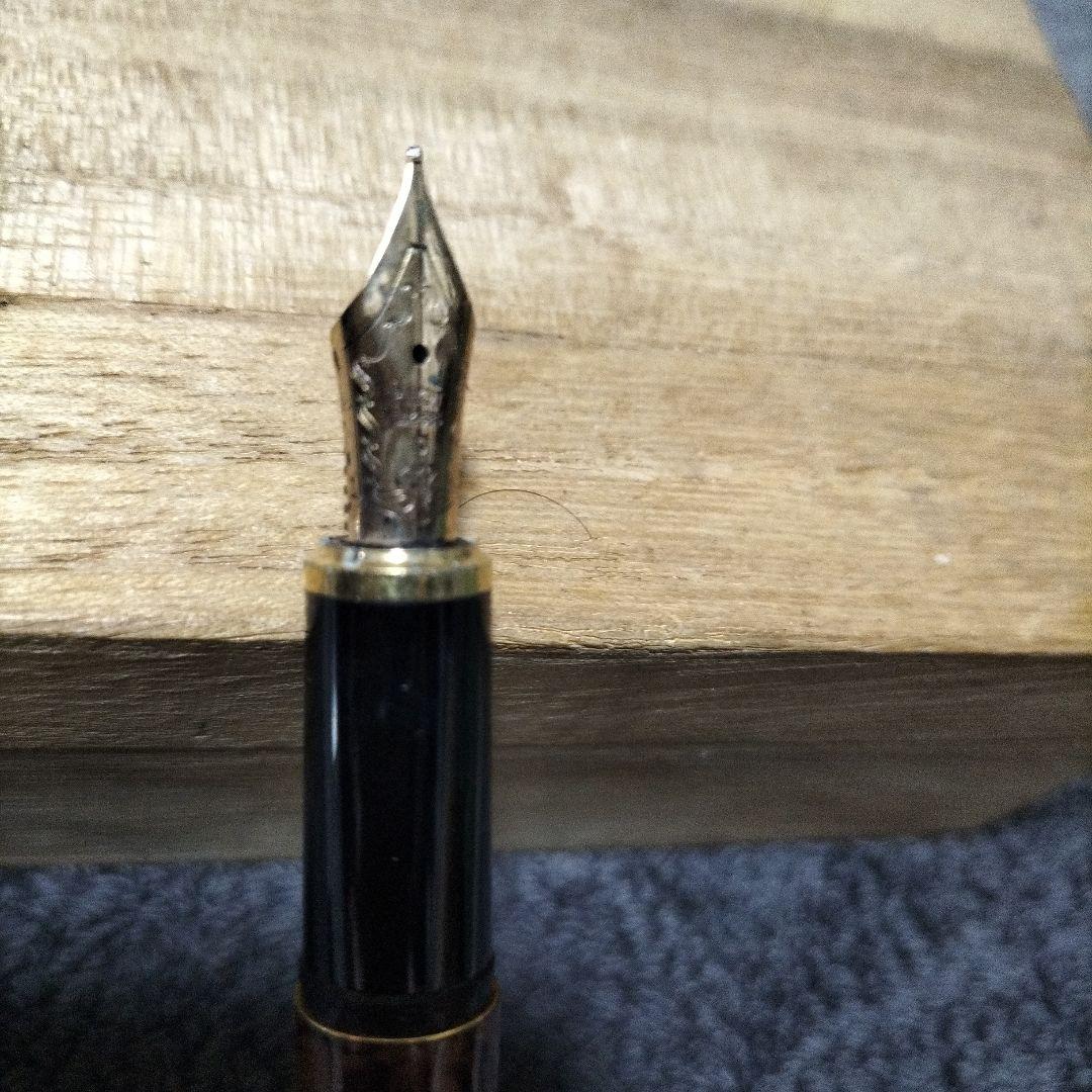 14K　PILOT 茶色と金色の万年筆