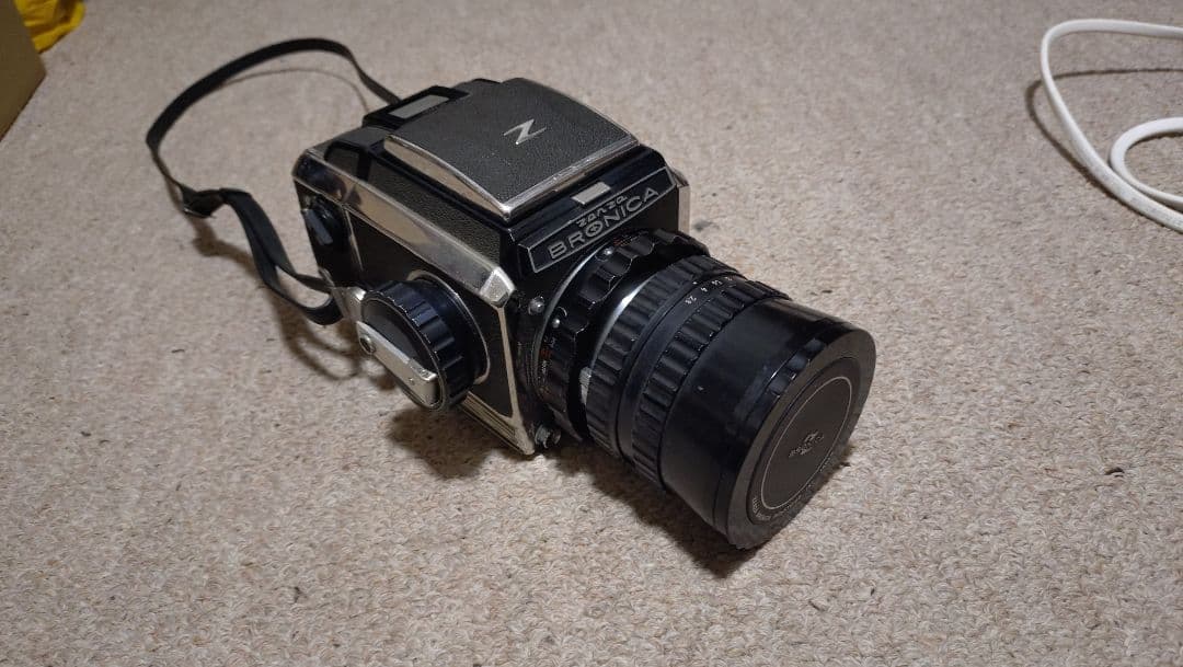 ゼンザブロニカ ジャンク品として 75ミリ 50ミリ レンズ付属