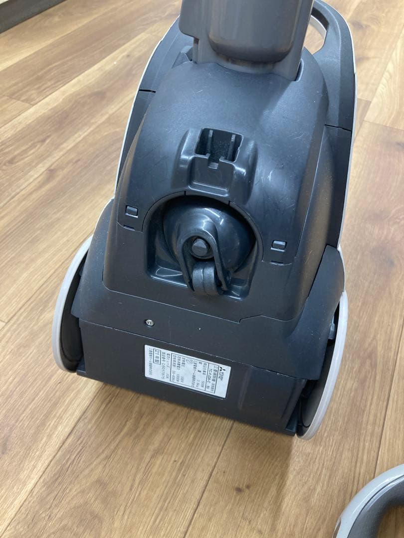 三菱　MITSUBISHI 紙パック式 掃除機 紙パック掃除機 2021年製